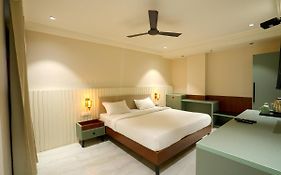 Hotel Square 36