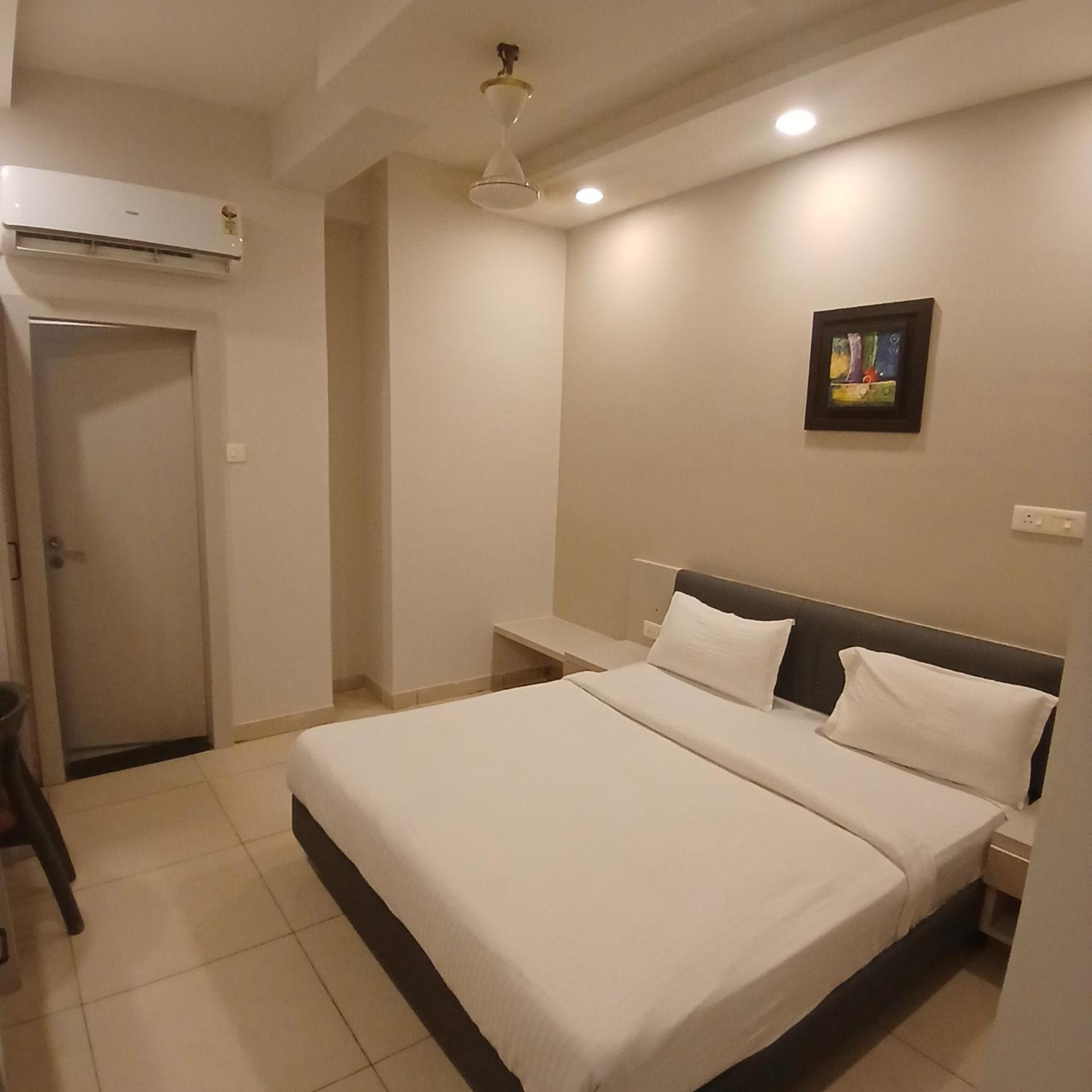 Hotel Square 36 Kota  Exterior photo
